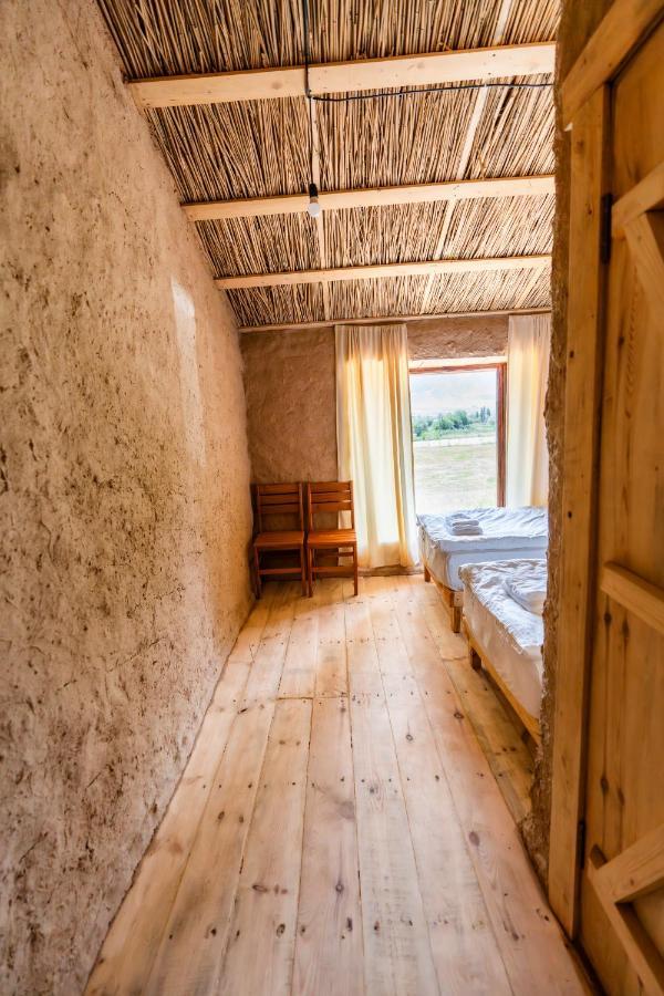 Kyzart Hotel & Horse Tours Bagysh Exteriör bild
