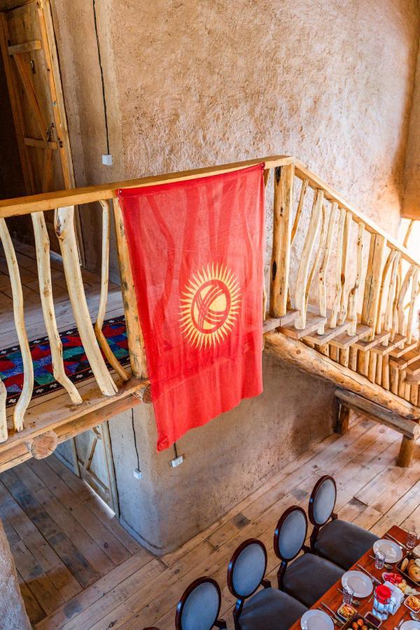 Kyzart Hotel & Horse Tours Bagysh Exteriör bild